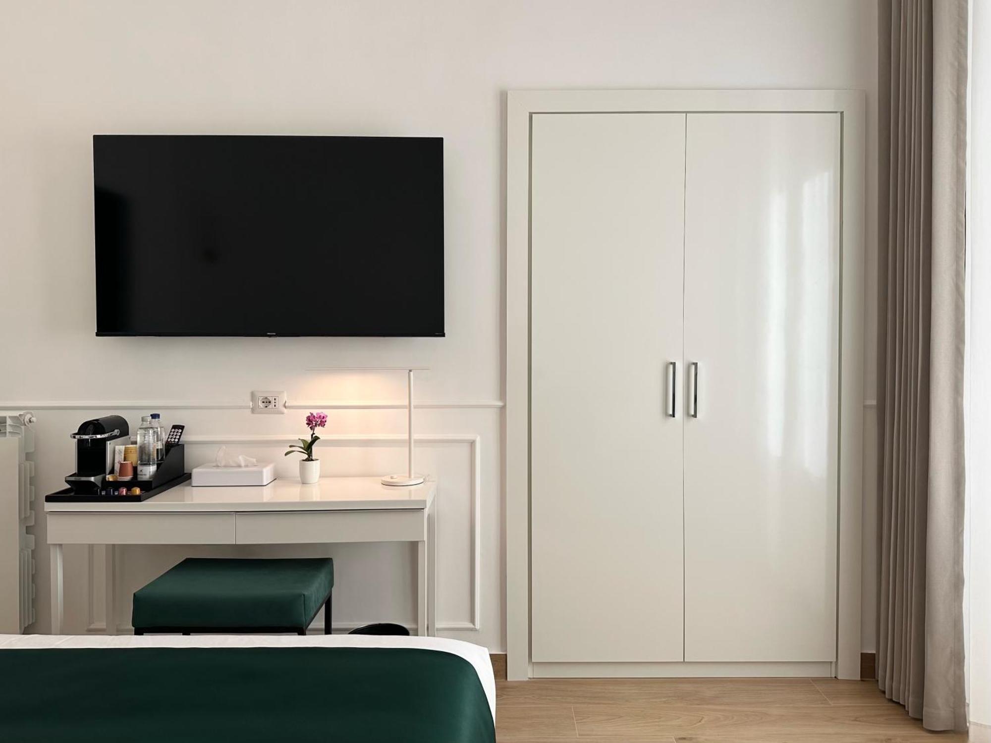 Отель Nova Luxe Рим Экстерьер фото